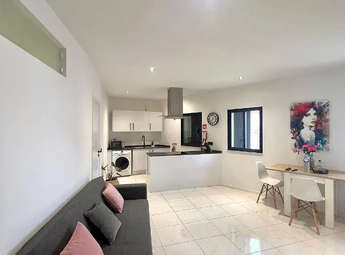 Apartment Mi Casa Es Su Casa *